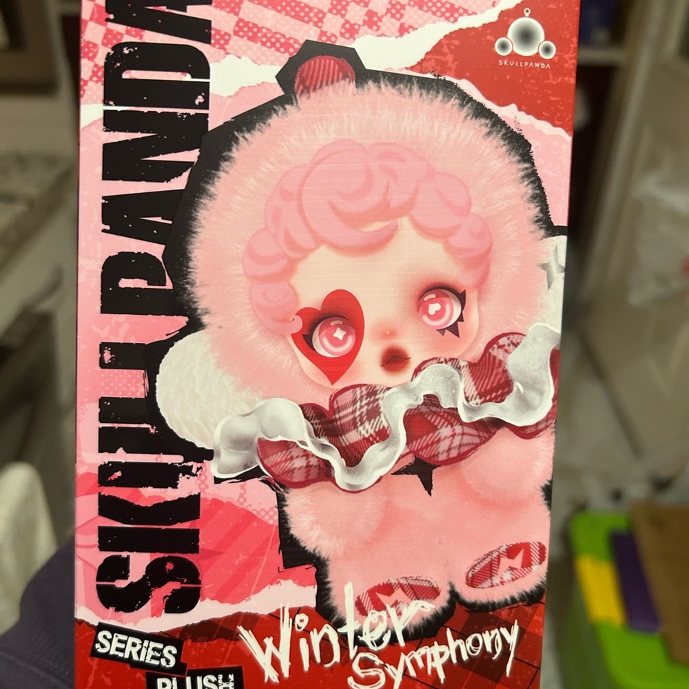POPMART SKULLPANDA Winter Symphony - Rock on/ Parita/ Wander Deer